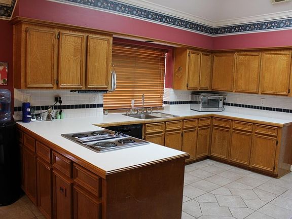 4th image of 2122 Kilkenny Dr
