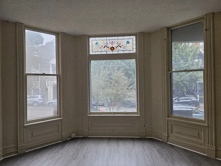 2124 NW Flanders St #1 — Photo 1