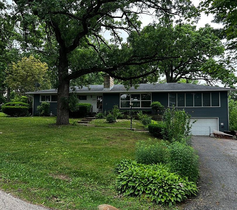 1st image of 355 Hiawatha Dr