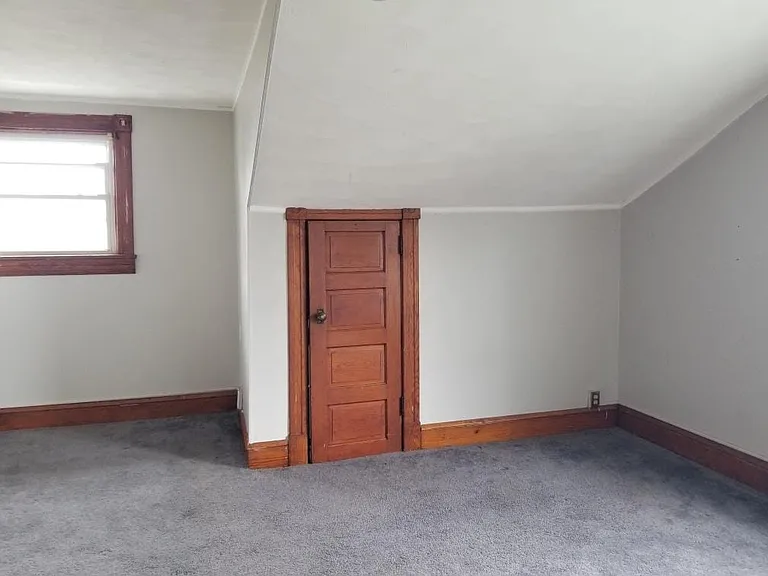 55 City Ave — Photo 7