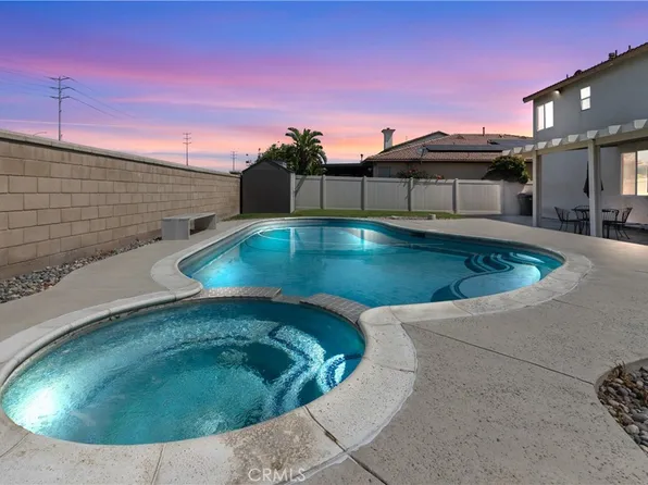 7311 Pinewood Ct, Corona, CA 92880