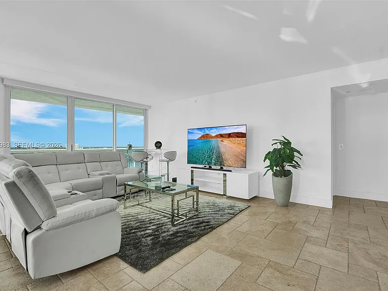 16400 Collins Ave #1944 — Photo 24