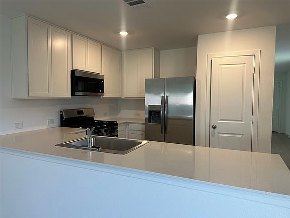 5th image of 31415 Pratola Serra Cir