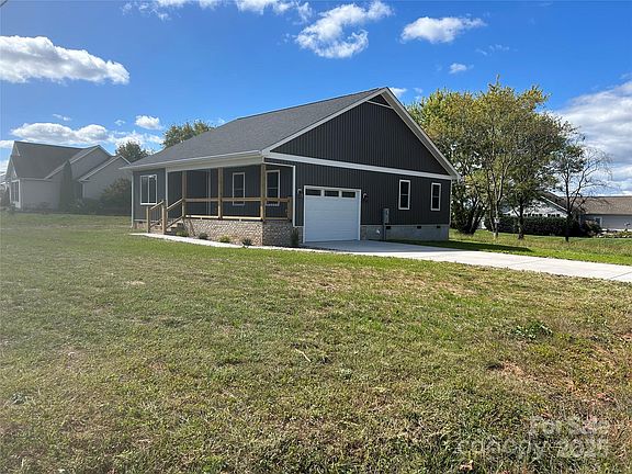 4th image of 107 Viewmont Ln
