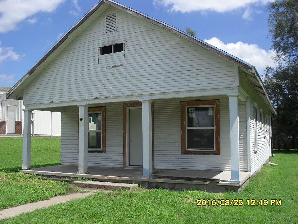 1st image of 614 S 6th St