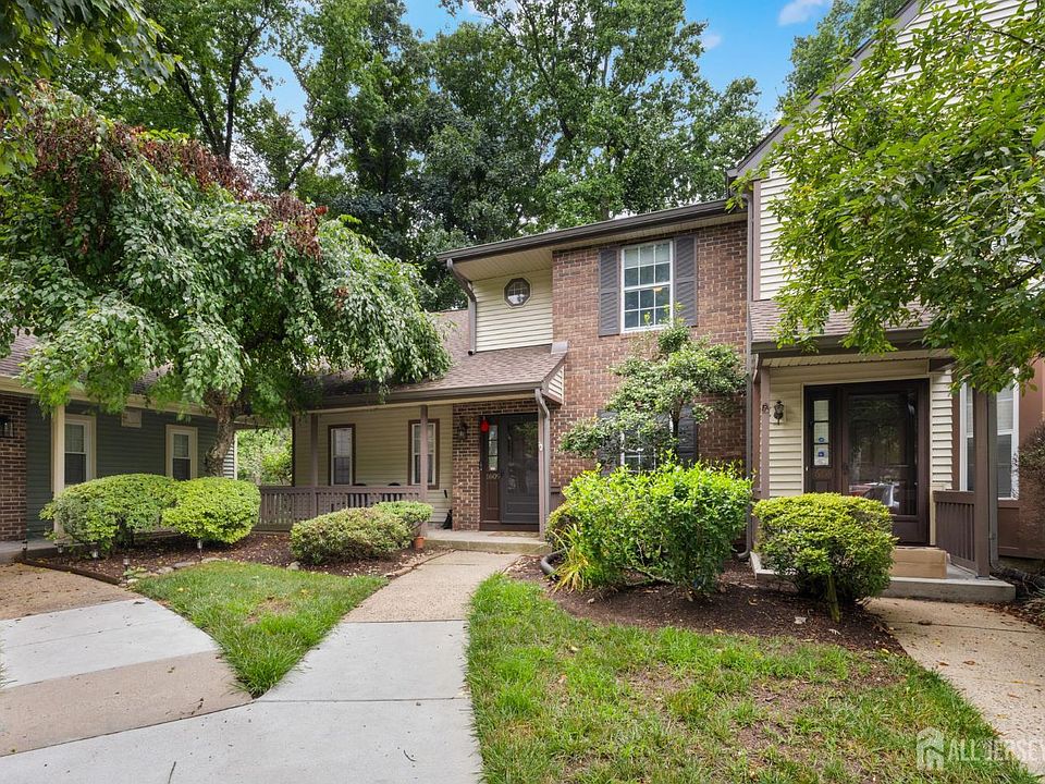 1st image of 1609 Mulberry Ct