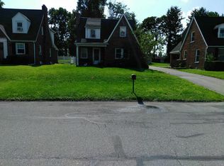 460 Edgehill Rd, York, PA 17403