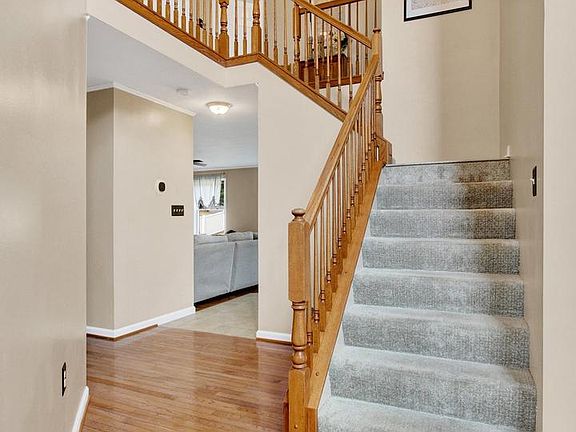 3rd image of 31 N Alpine Dr