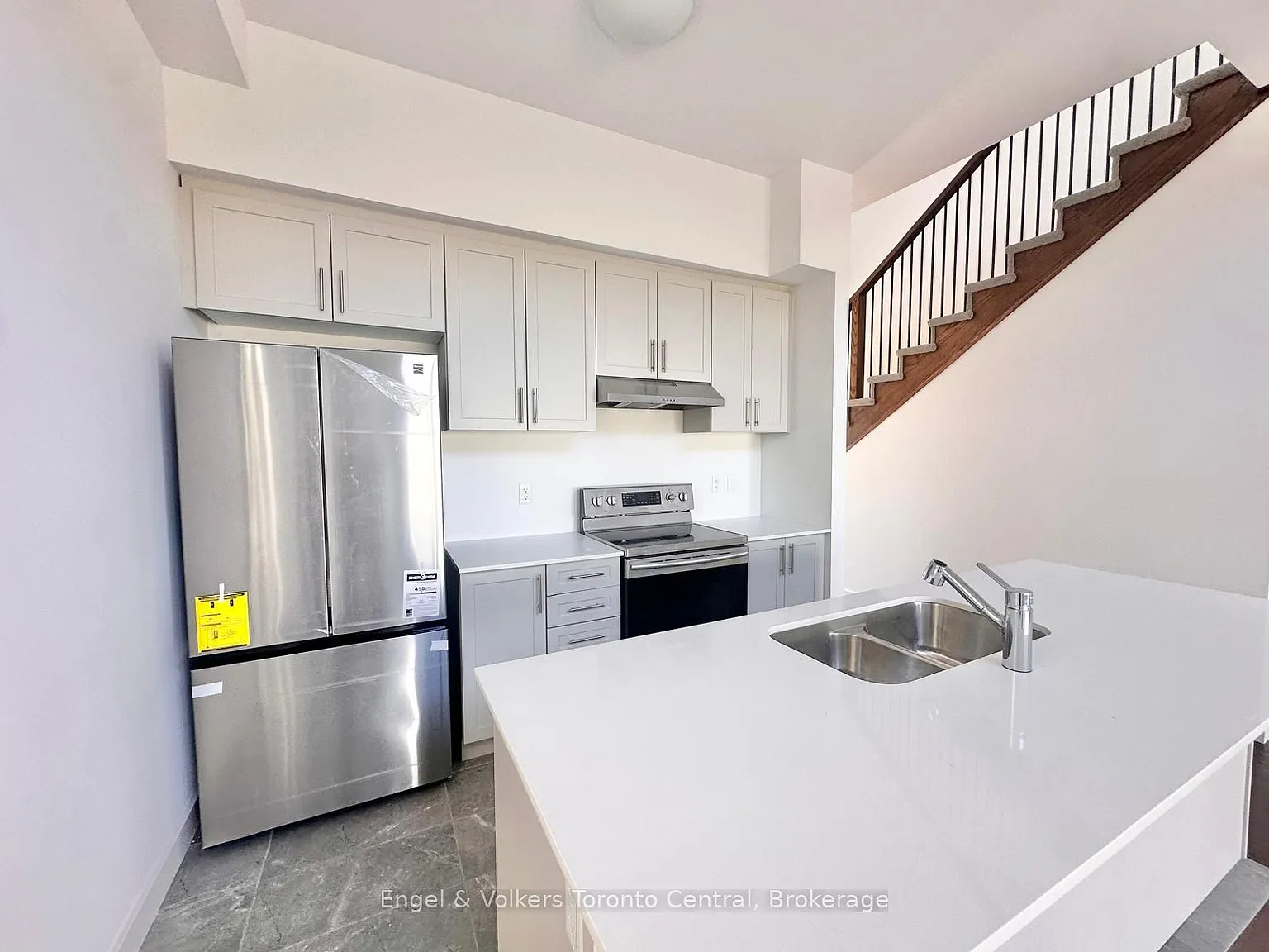 5 bed, $3,500 — Photo 3
