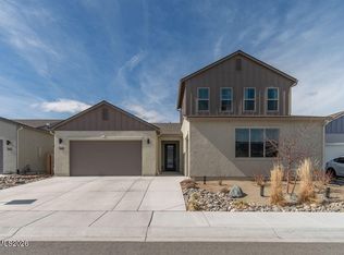 368 Porter Peak Dr, Carson City, NV 89701