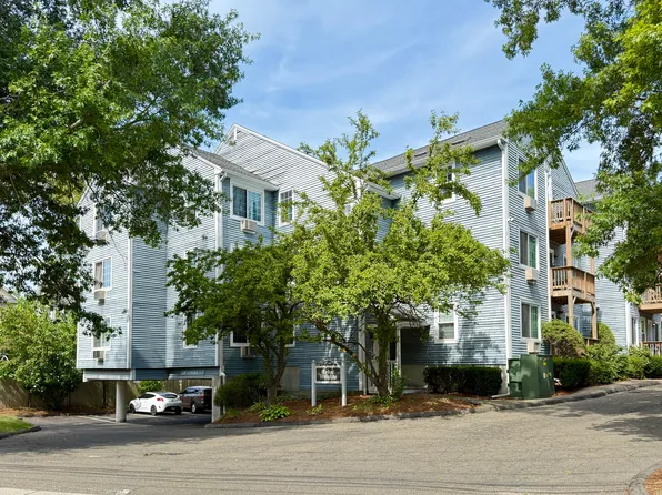 47 Cedar Street APT 19, Norwalk, CT 06854