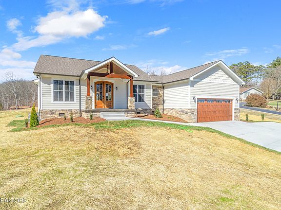 2nd image of 233 Highland Dr