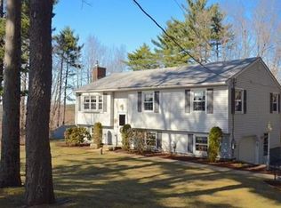 25 Surrey Ln, Southbridge, MA 01550