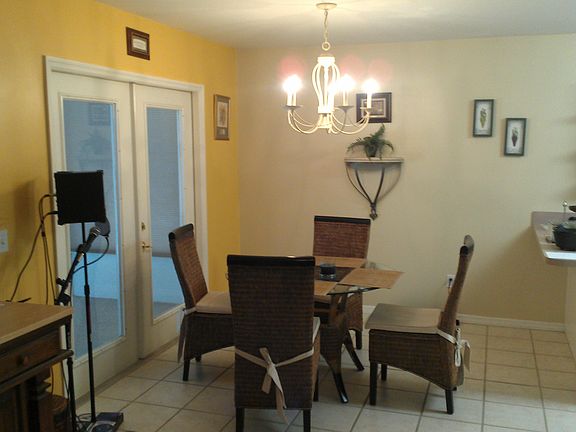 4th image of 1185 41st Ave