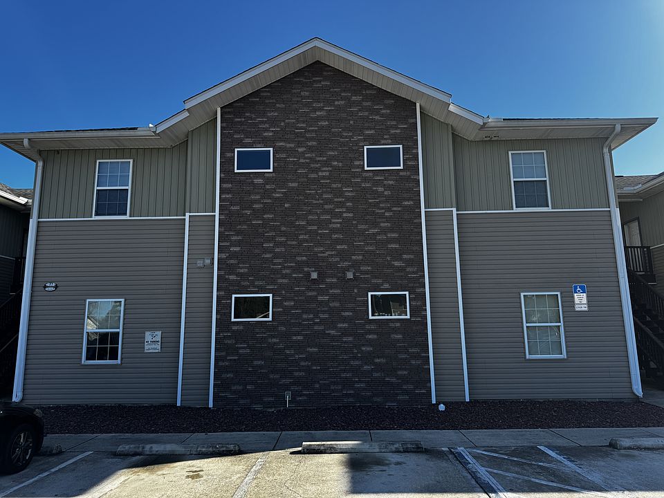 1st image of 7071 Lake Joanne Dr #2