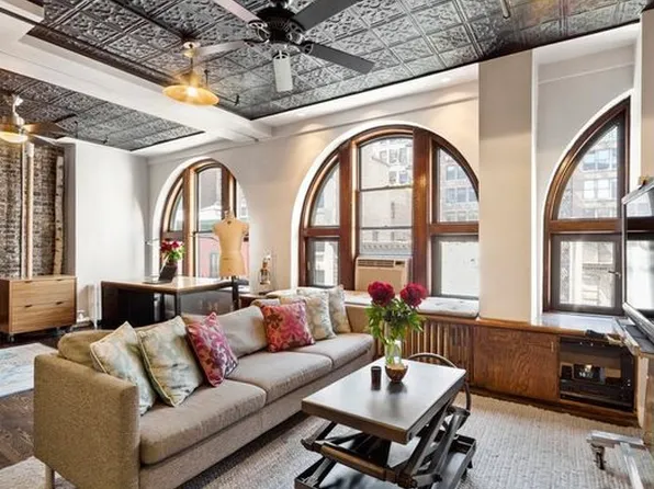 131 West 28th Street image 1 of 10