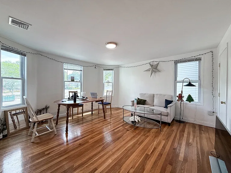 803 Boylston St #B — Photo 1