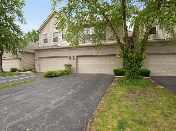 2642 Granite Ct #2642, Crystal Lake, IL 60012