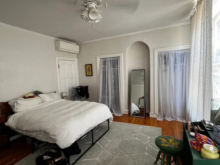 1938 W Girard Ave #3 — Photo 23