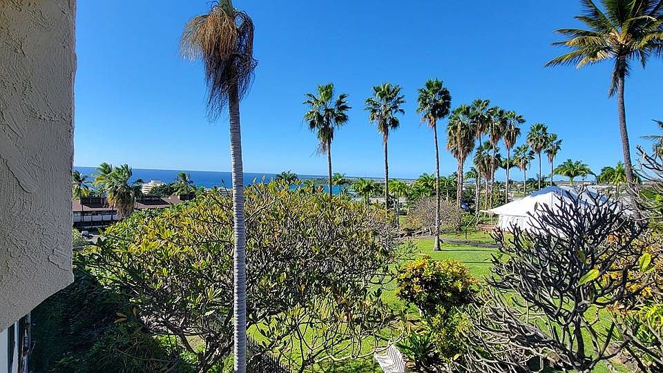 1st image of 75-5863 Kuakini Hwy APT 336