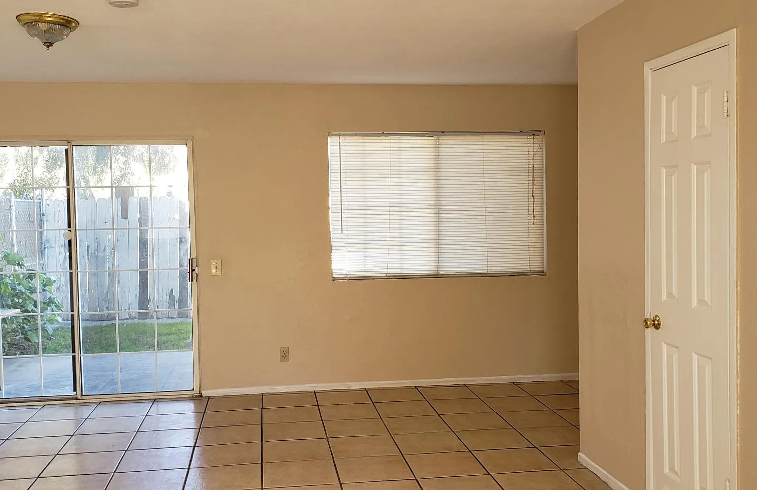 2 bed, 900 sqft, $1,850 — Photo 4