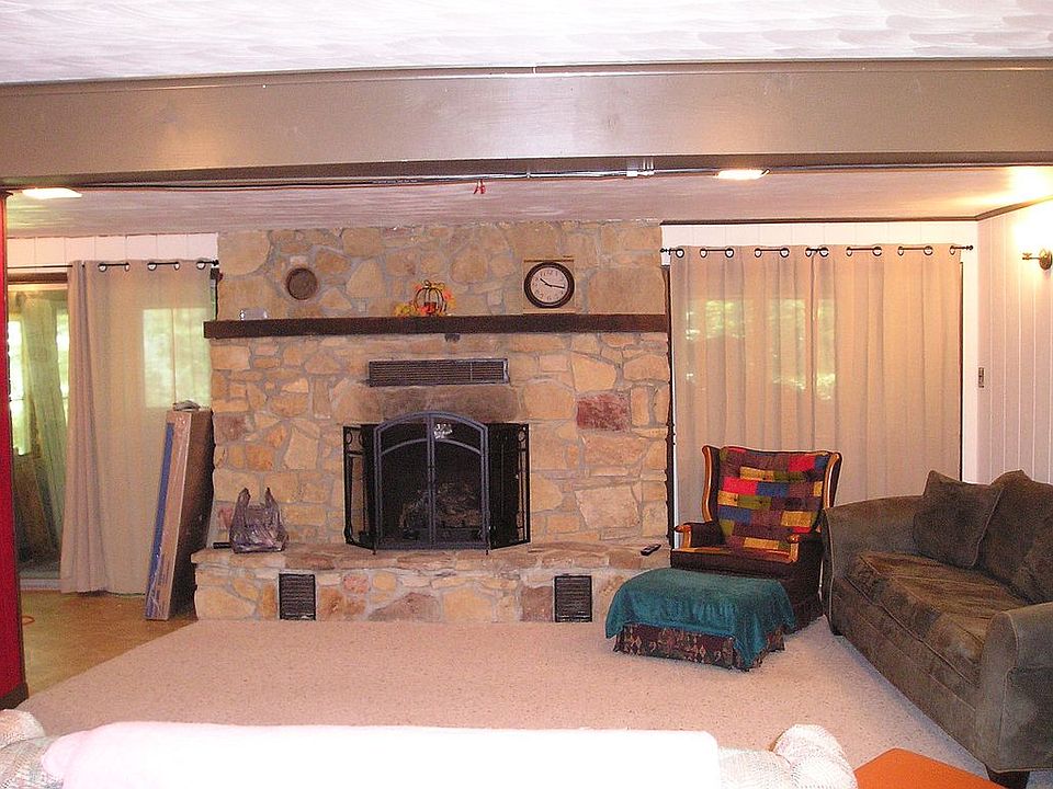 1st image of 232 Laurel Dr