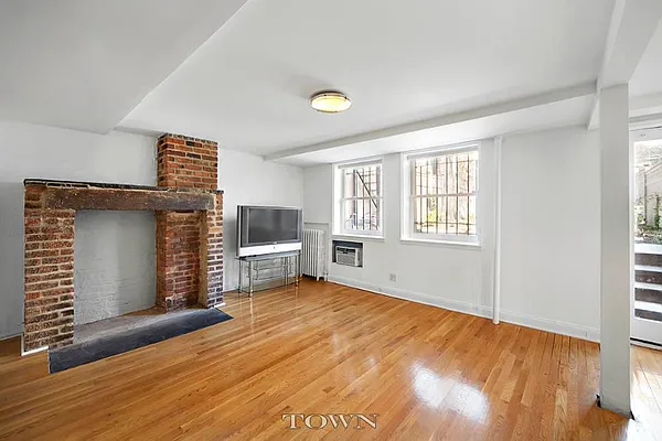 Rented by Town Residential | media 1