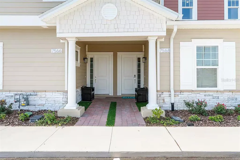 3 bed, 3.0 bath, 1530 sqft, $2,500 — Photo 1