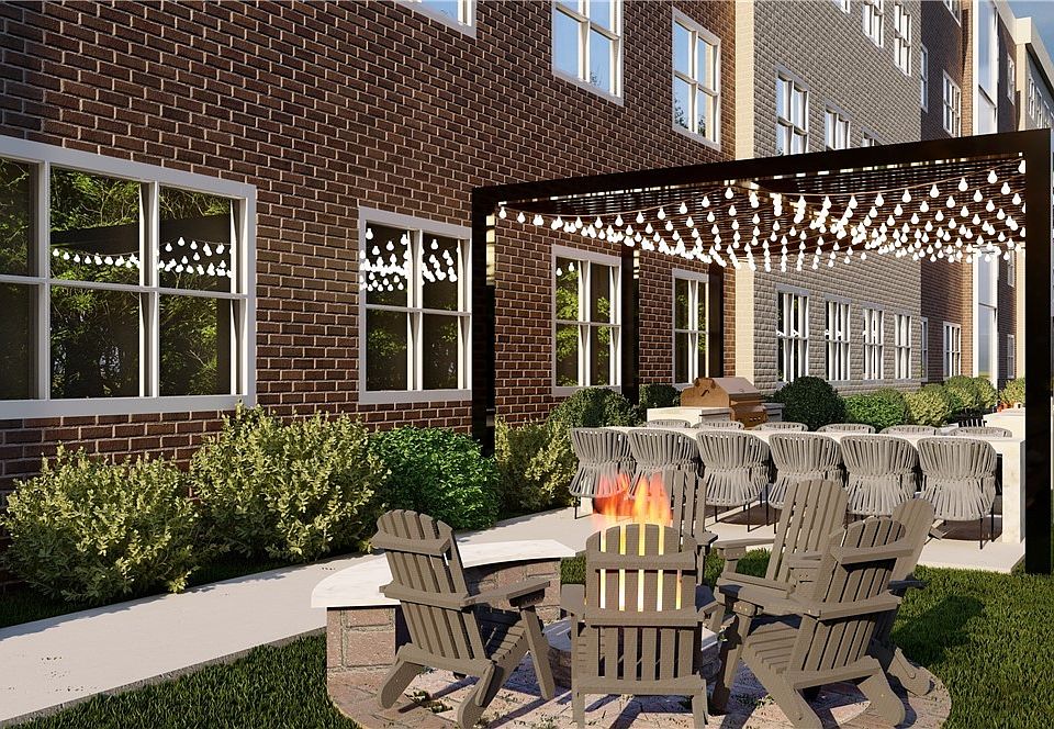 1st image of 680 6th Ave NE APT 5001