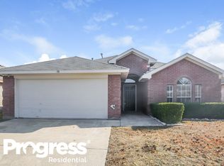 718 Azalea Ln, Cedar Hill, TX 75104