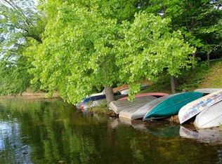 405 Sepasco Center St, Rhinebeck, NY 12572