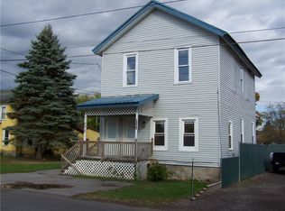 5060 Gray St, North Rose, NY 14516