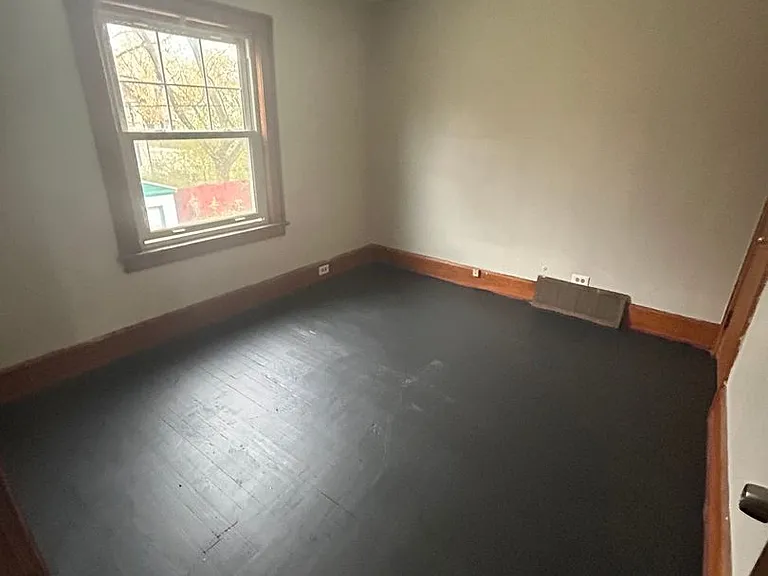 9520 Marah Ave — Photo 3