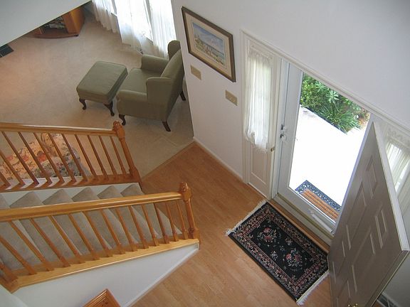 Open oak staircase