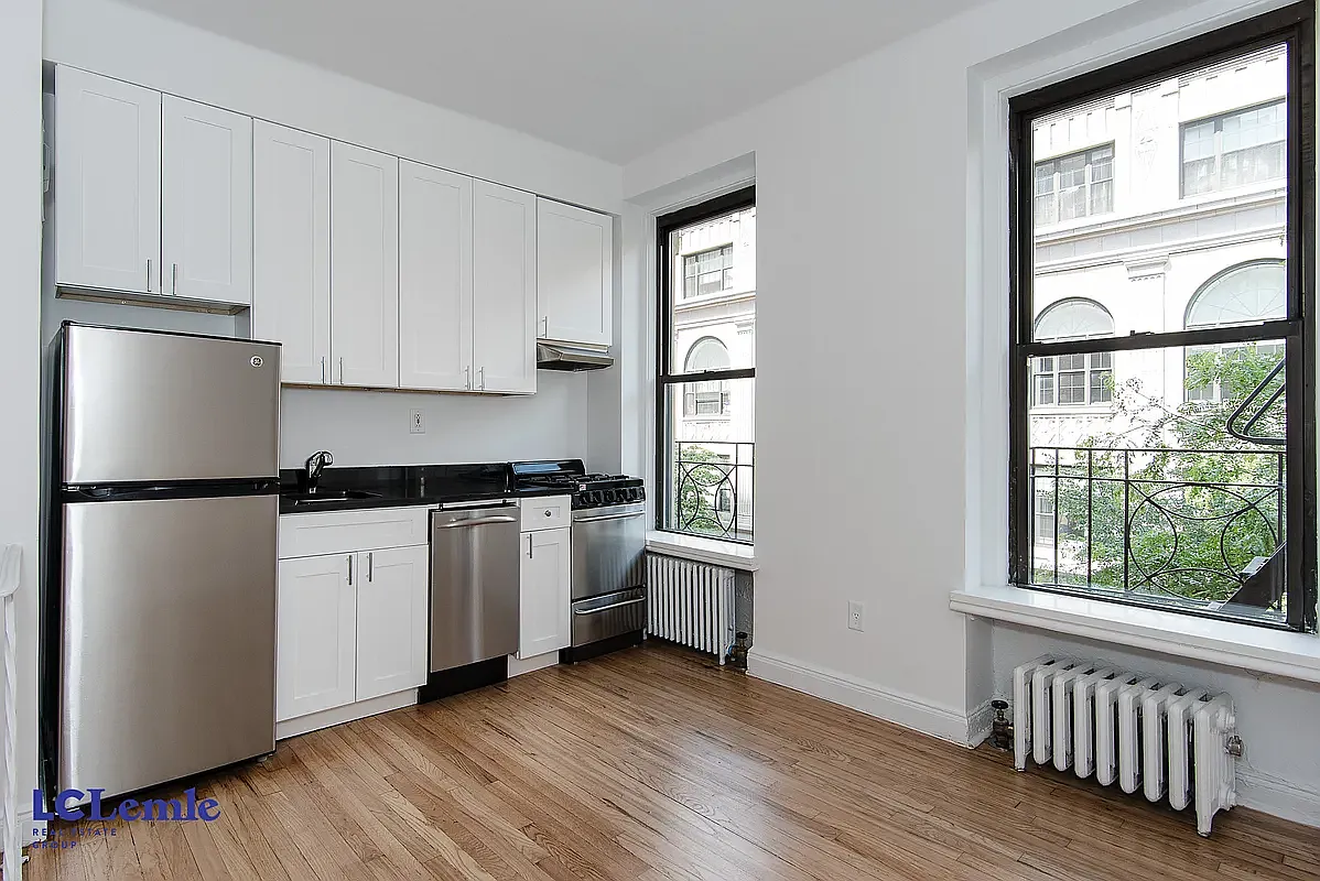 204 East 84th Street — Photo 1