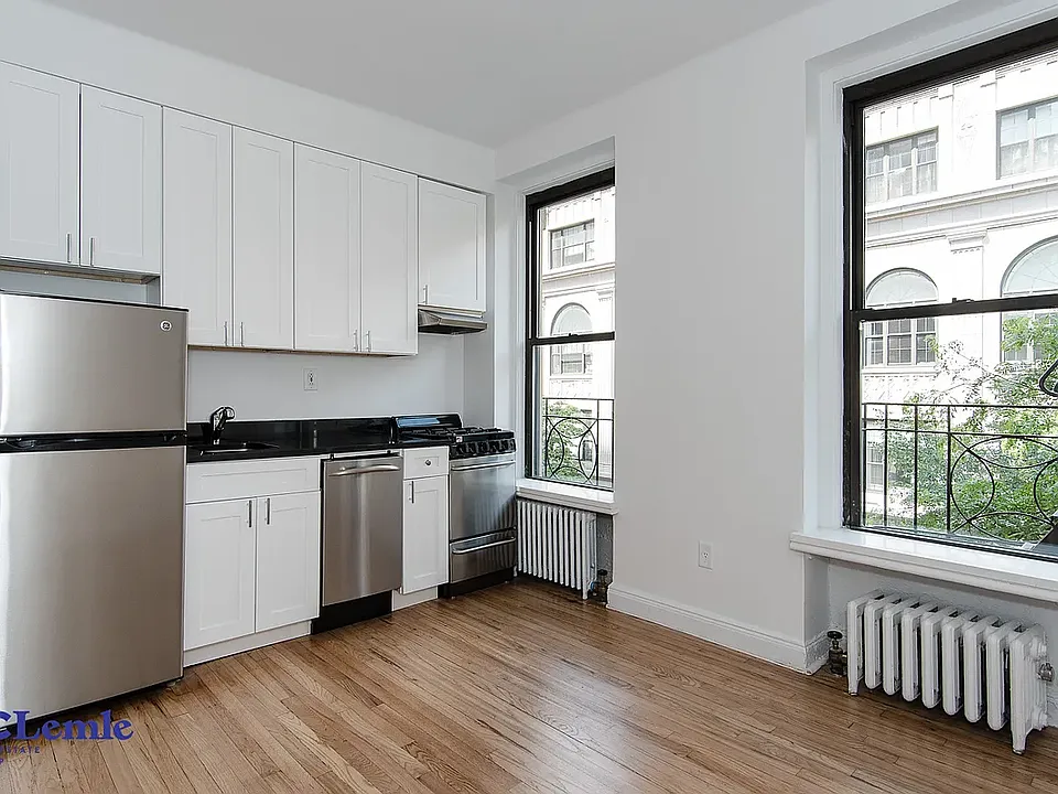 204 E 84th St #4FE