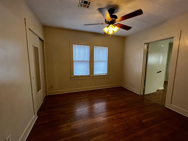 119 Saint Julien Ave — Photo 12