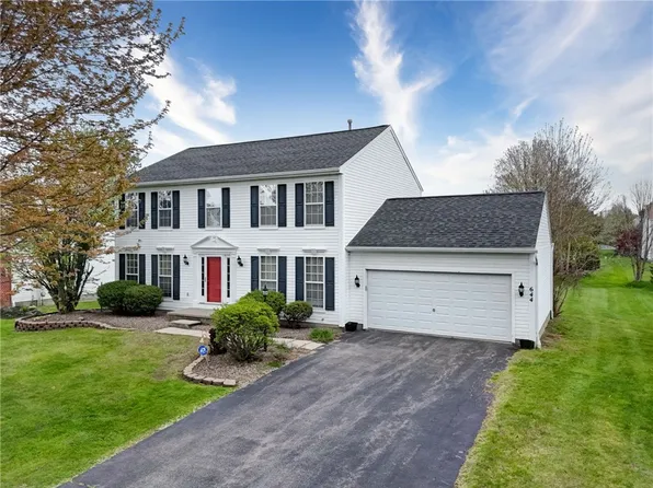 644 Yardley Ct, Webster, NY 14580