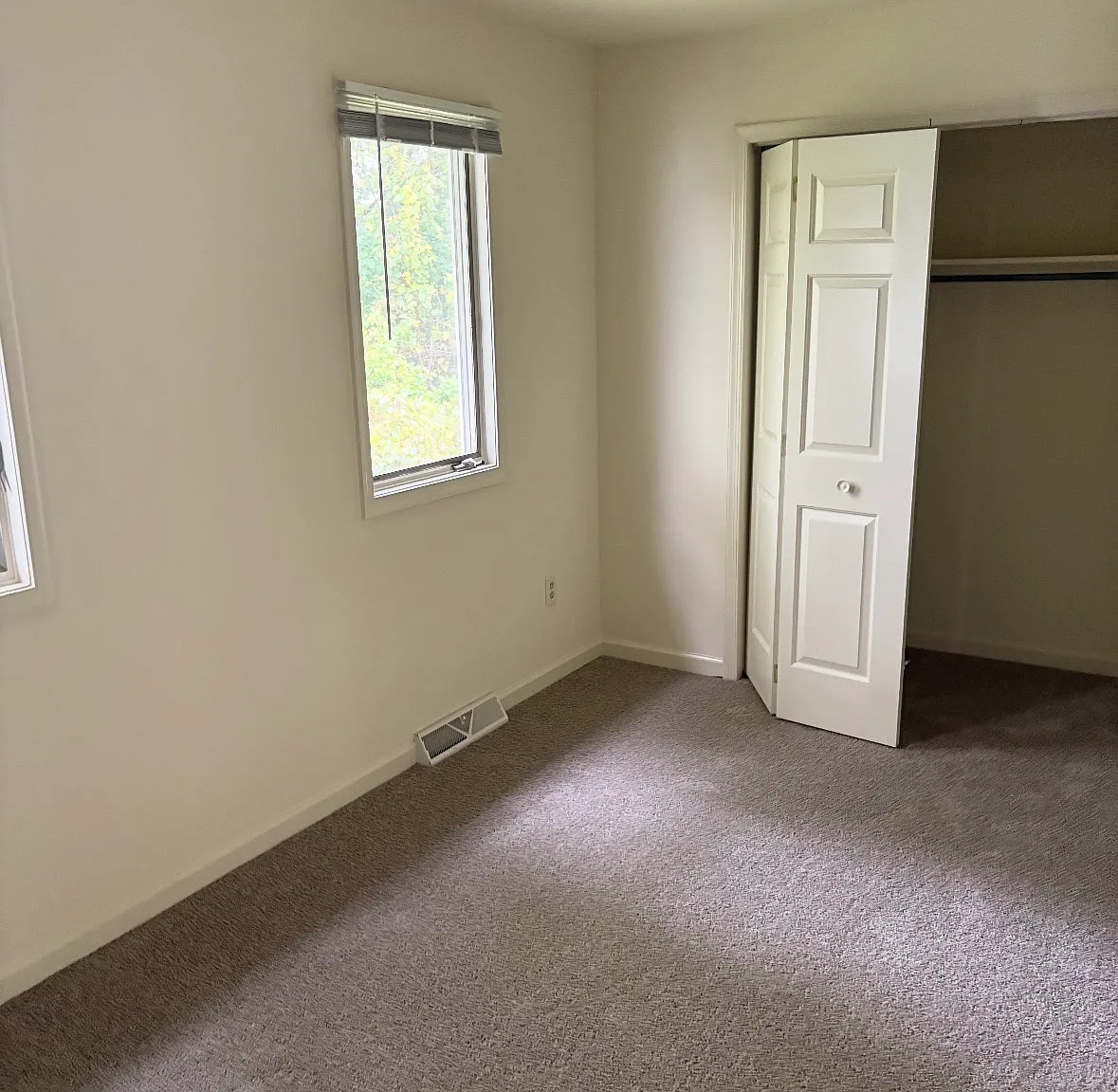2 bed, 1.5 bath, 900 sqft, $1,850 — Photo 4