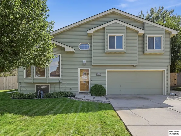 14001 Virginia St, Omaha, NE 68138