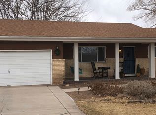9824 Riverside Rd NW, Albuquerque, NM 87114