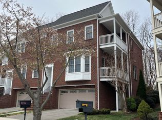 3825 Colonial Green Cir SW, Roanoke, VA 24018