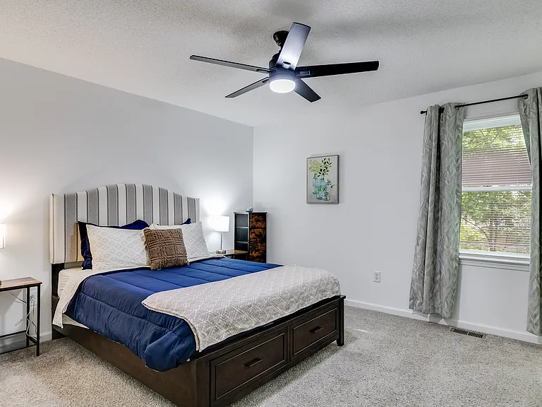 204 Wesley Mill Ln — Photo 17