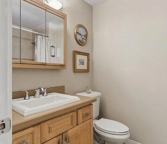 2348 Huckleberry Rd — Photo 15