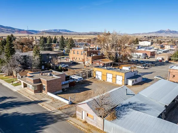 1221 Alger Ave, Cody, WY 82414