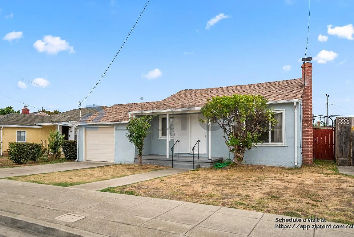 3 bed, 1.5 bath, 1040 sqft, $3,845 — Photo 2