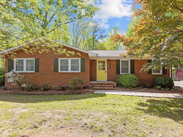 157 Celeste Cir, Chapel Hill, NC 27517
