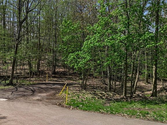 5th image of Middlebury Rd