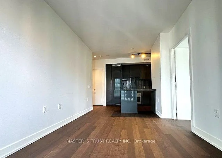 7 Grenville St W #5203 — Photo 11