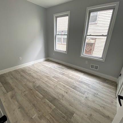 3rd image of 100 Columbia Ave Floor 2